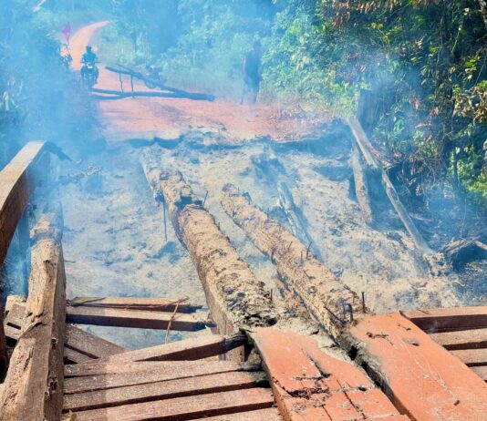 Pontes Incendiadas Cusam Prejuízos à População e Interrompem Serviços Essenciais