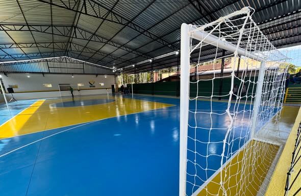 Vila Cardoso Celebra Reinauguração de Quadra Esportiva Coberta e Completa